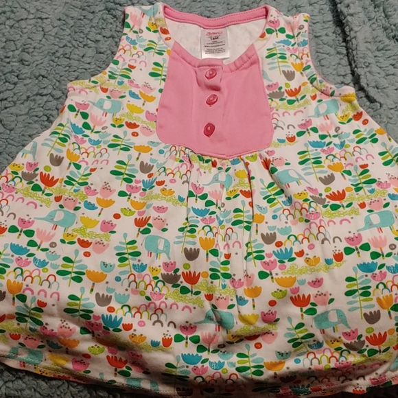 2 dresses - Picture 2 of 3